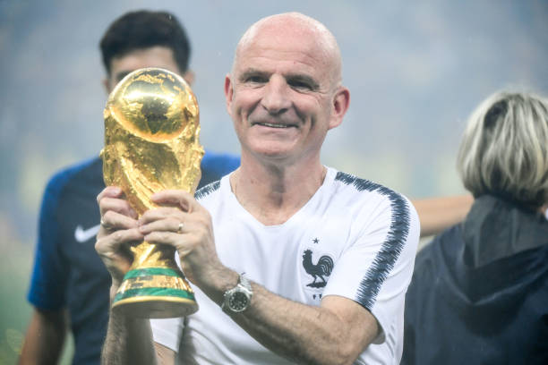 仍是一个待 仍是一个待